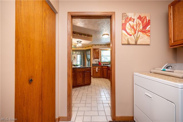 11 Spring Creek Drive, Cortland, OH 44410