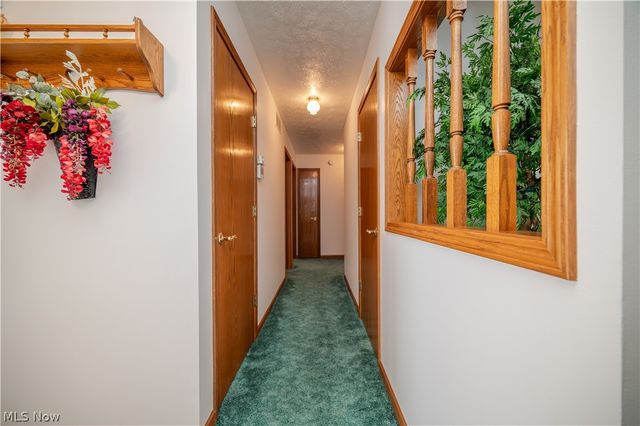 11 Spring Creek Drive, Cortland, OH 44410