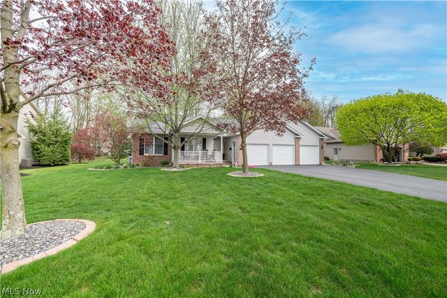 11 Spring Creek Drive, Cortland, OH 44410