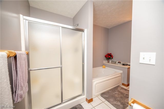 11 Spring Creek Drive, Cortland, OH 44410