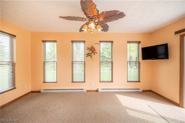 11 Spring Creek Drive, Cortland, OH 44410