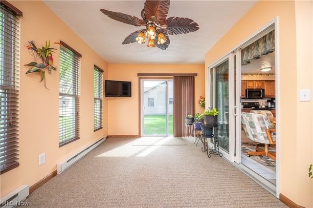 11 Spring Creek Drive, Cortland, OH 44410