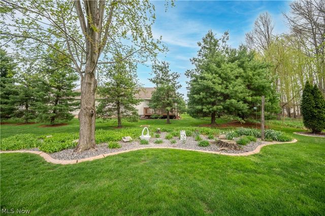 11 Spring Creek Drive, Cortland, OH 44410
