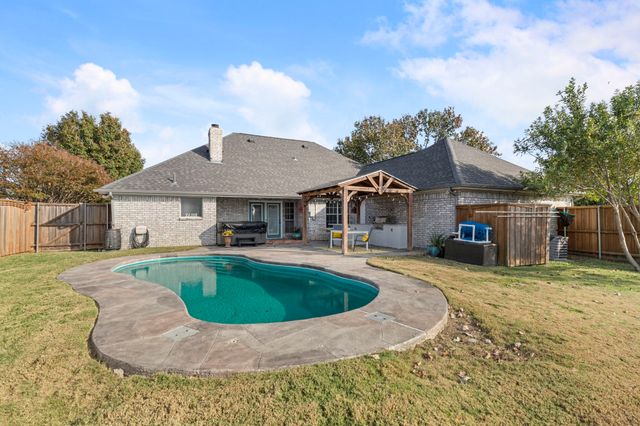 2520 Lavon Parkway, St Paul, TX 75098