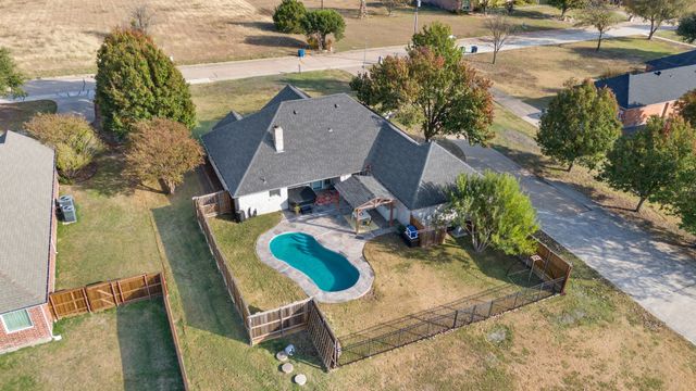 2520 Lavon Parkway, St Paul, TX 75098