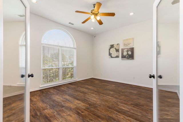 2520 Lavon Parkway, St Paul, TX 75098