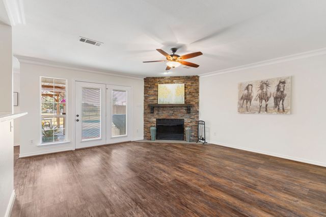 2520 Lavon Parkway, St Paul, TX 75098