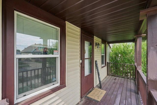 2133 S 89th STREET, West Allis, WI 53227