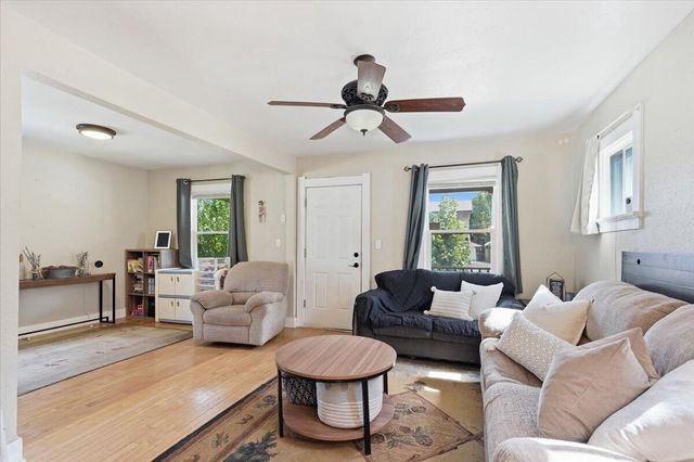 2133 S 89th STREET, West Allis, WI 53227