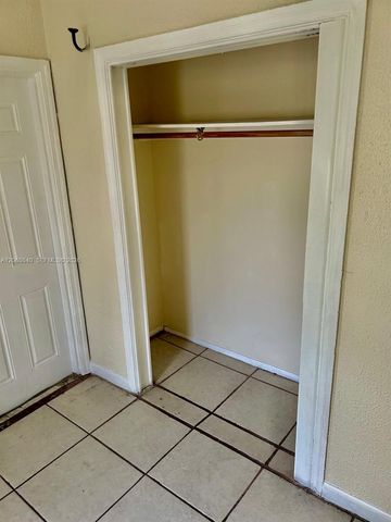 84 NW 71st Street 4, Miami, FL 33150