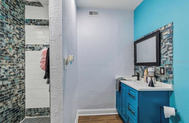 4479 PORPOISE DRIVE SE, St Petersburg, FL 33705