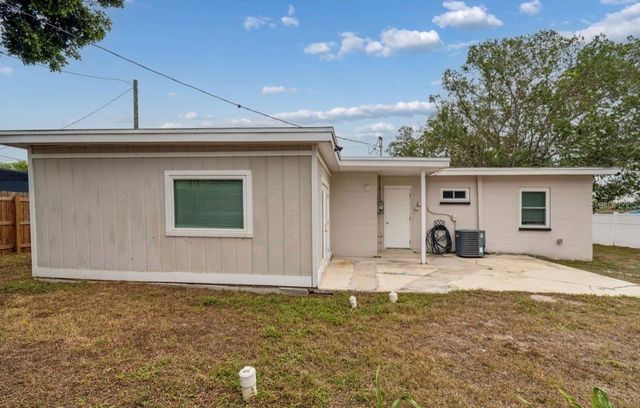 4479 PORPOISE DRIVE SE, St Petersburg, FL 33705