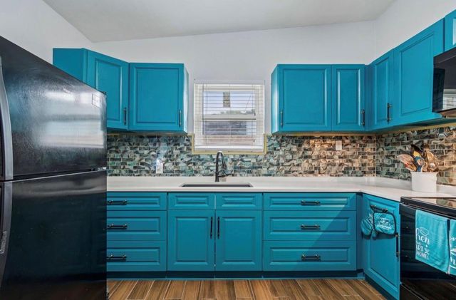 4479 PORPOISE DRIVE SE, St Petersburg, FL 33705