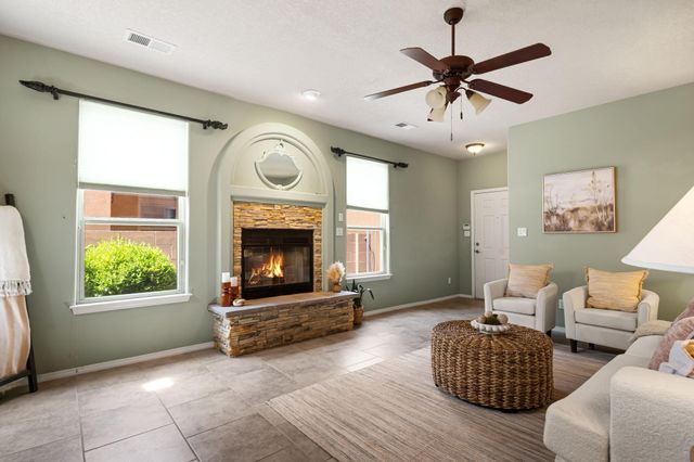 836 Bosque Vista Drive, Bernalillo, NM 87004