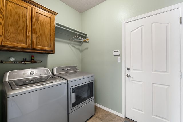 836 Bosque Vista Drive, Bernalillo, NM 87004