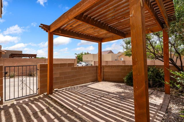 836 Bosque Vista Drive, Bernalillo, NM 87004