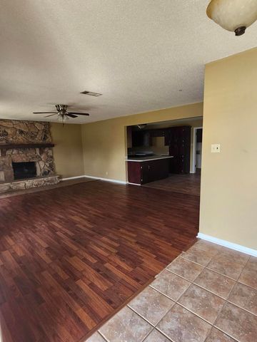 168 Janice, Leesville, LA 71446