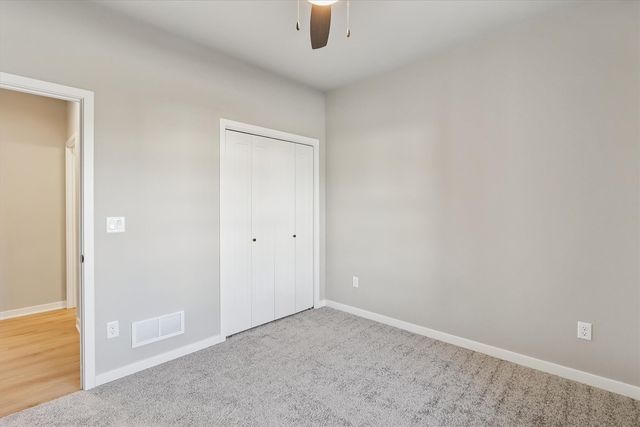 725 Chamberlin Lane, North Liberty, IA 52317