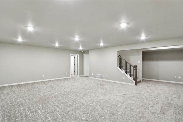 725 Chamberlin Lane, North Liberty, IA 52317