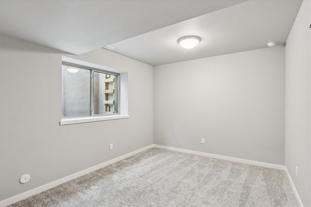 725 Chamberlin Lane, North Liberty, IA 52317