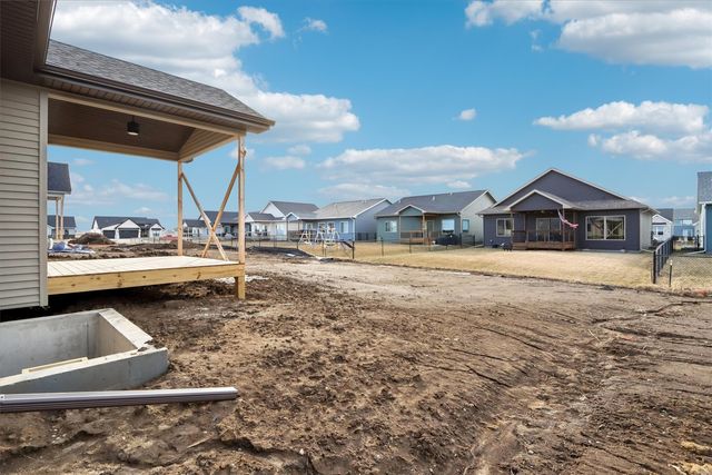 725 Chamberlin Lane, North Liberty, IA 52317