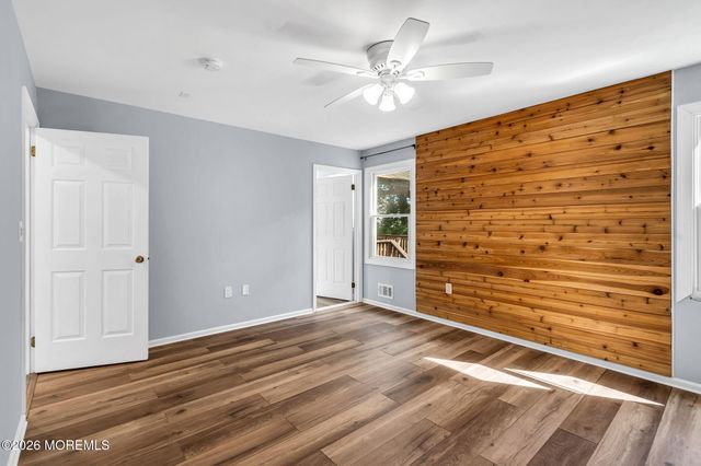 2349 Mount Hood Lane, Toms River, NJ 08753