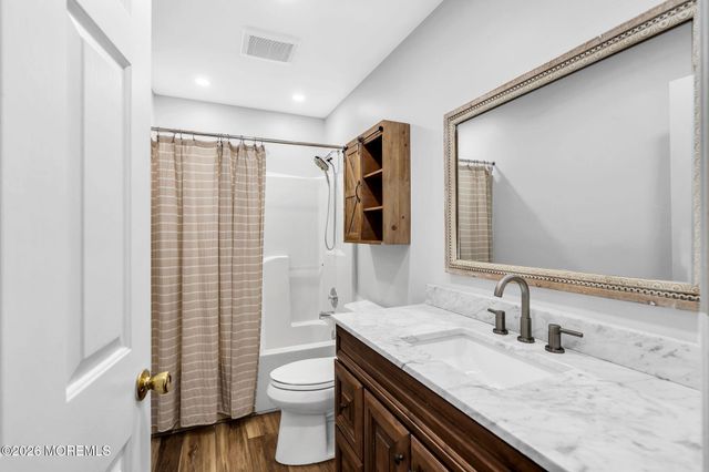 2349 Mount Hood Lane, Toms River, NJ 08753