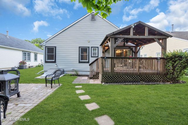 2349 Mount Hood Lane, Toms River, NJ 08753