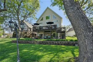 62 Beach Drive, Lake Tapawingo, MO 64015