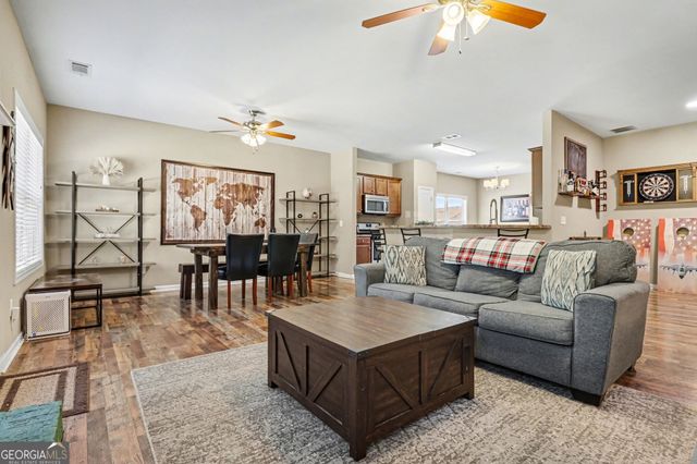 12 Miles Drive SE, Cartersville, GA 30120
