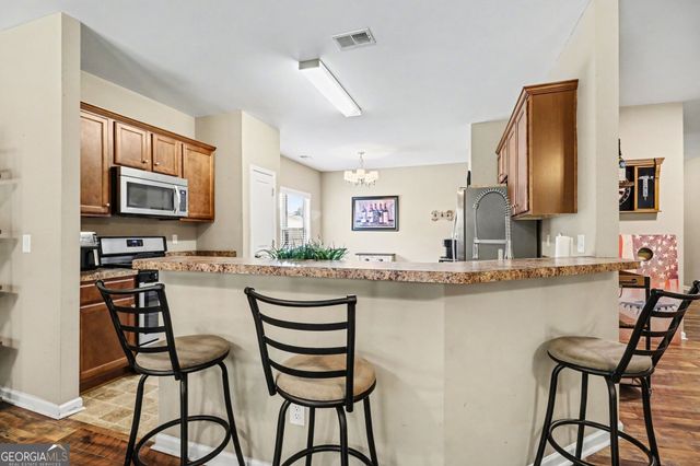 12 Miles Drive SE, Cartersville, GA 30120