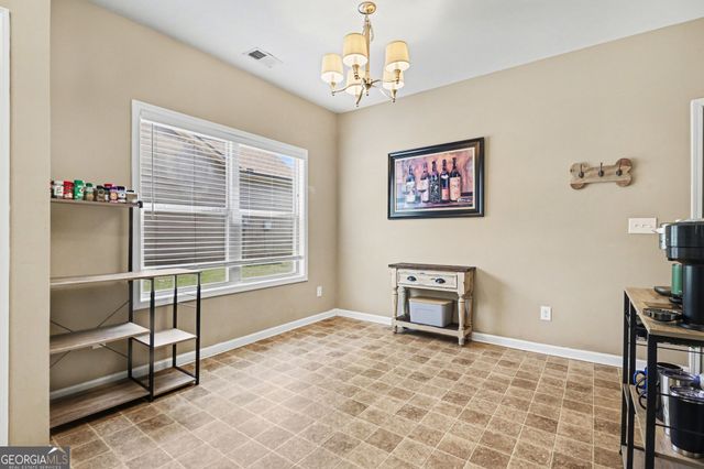 12 Miles Drive SE, Cartersville, GA 30120
