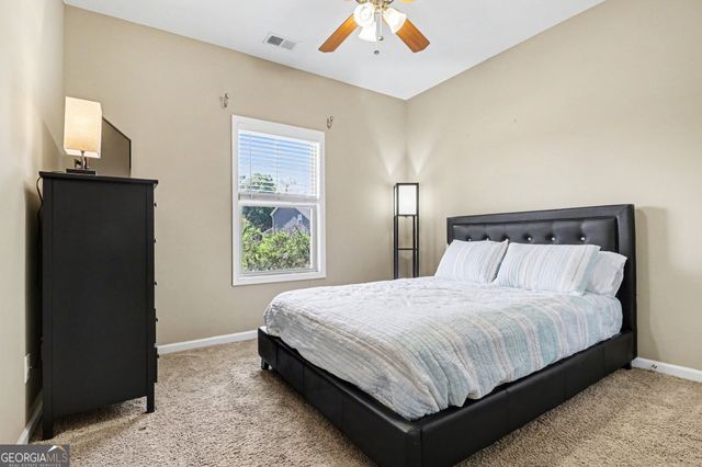 12 Miles Drive SE, Cartersville, GA 30120
