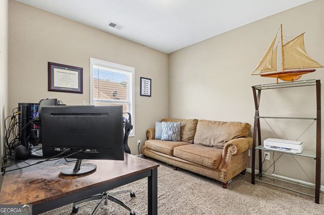12 Miles Drive SE, Cartersville, GA 30120