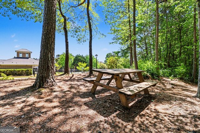 12 Miles Drive SE, Cartersville, GA 30120
