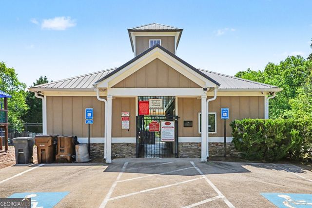 12 Miles Drive SE, Cartersville, GA 30120