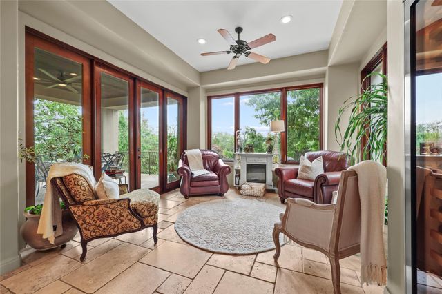 17501 Navigation LN, Lago Vista, TX 78645