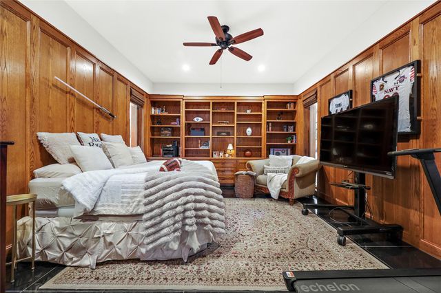 17501 Navigation LN, Lago Vista, TX 78645