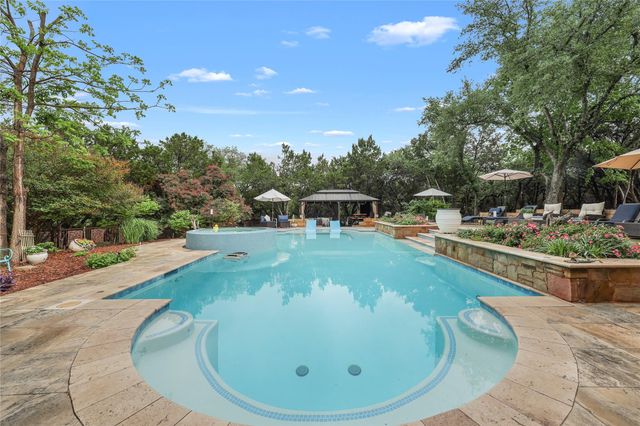 17501 Navigation LN, Lago Vista, TX 78645