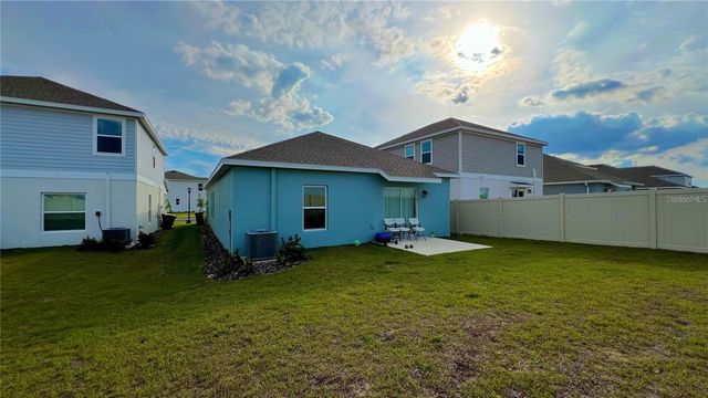 2713 RUNNERS CIRCLE, Clermont, FL 34714