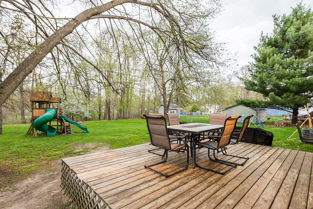 3190 Central, Milford, MI 48380