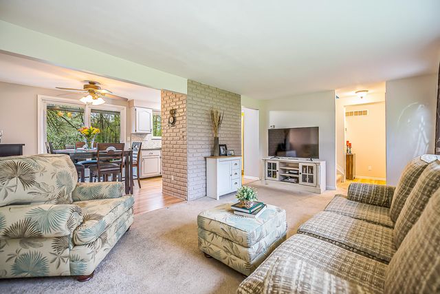 3190 Central, Milford, MI 48380