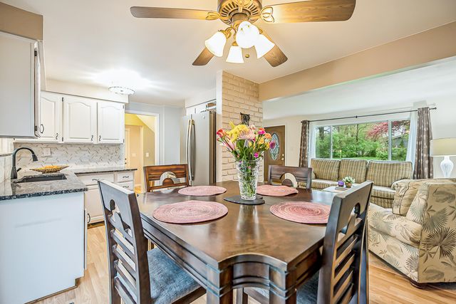3190 Central, Milford, MI 48380