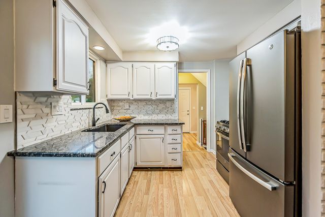 3190 Central, Milford, MI 48380