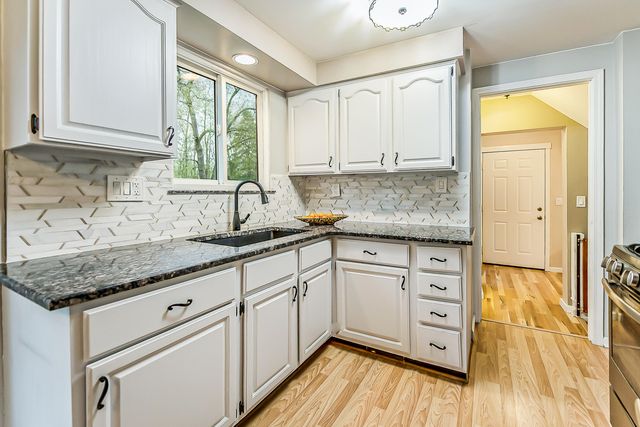 3190 Central, Milford, MI 48380