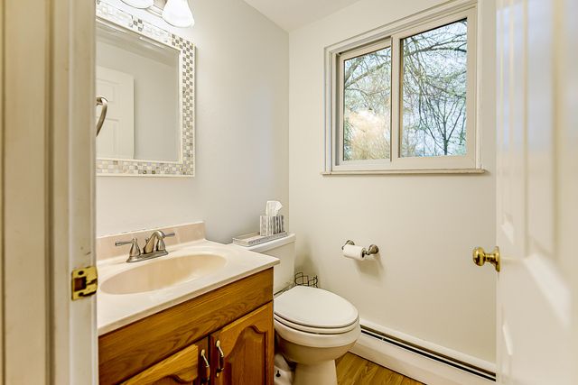 3190 Central, Milford, MI 48380