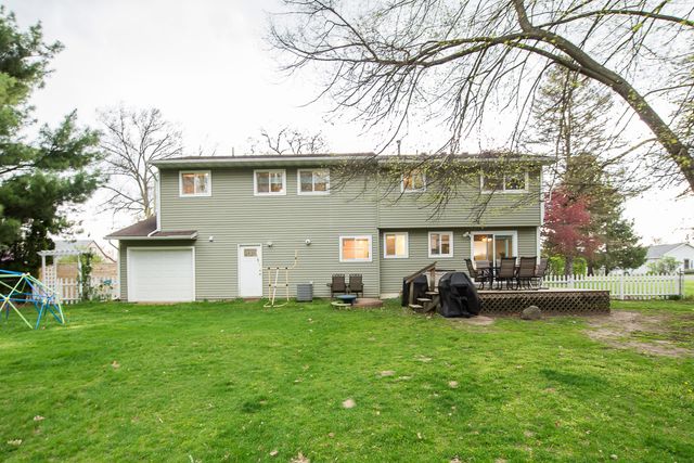 3190 Central, Milford, MI 48380