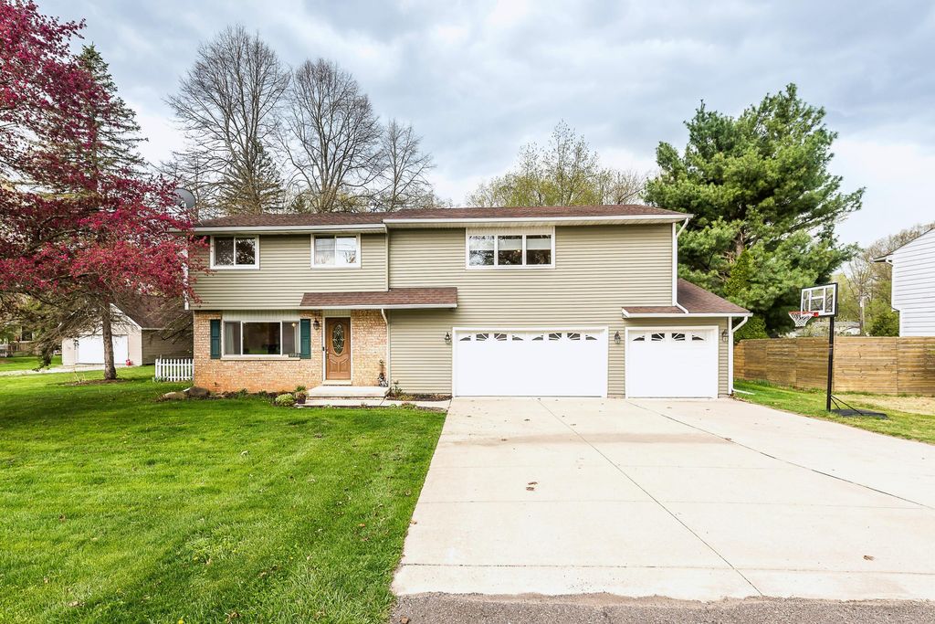3190 Central, Milford, MI 48380