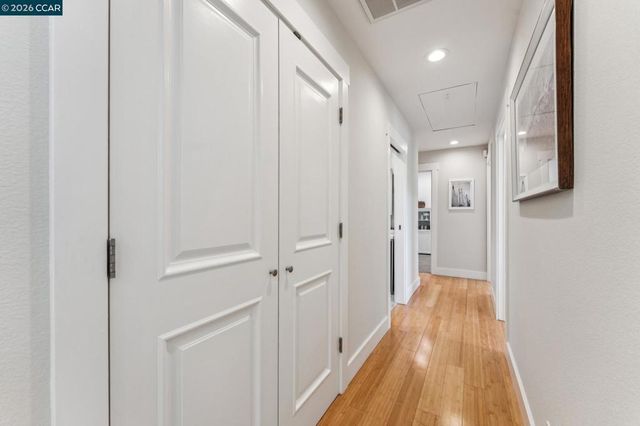 414 Castello Rd, Lafayette, CA 94549