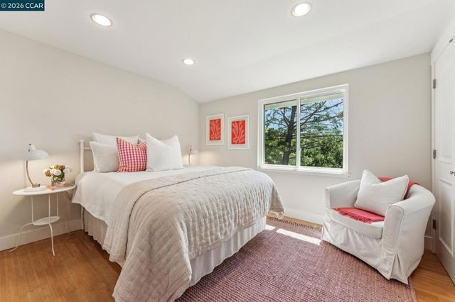 414 Castello Rd, Lafayette, CA 94549